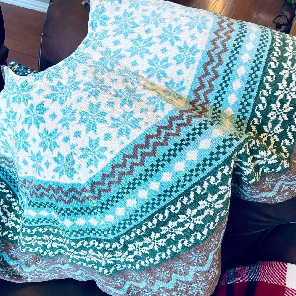 Nordic Fair Isle Christmas Tree Skirt